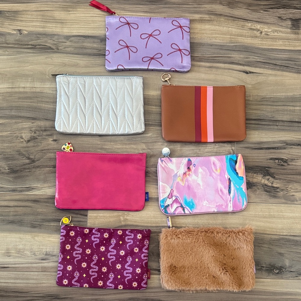 Set of 7 Ipsy Makeup / Accessory Bags